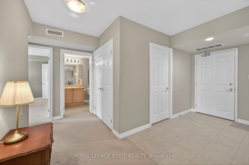 308-908 Mohawk Road E, Hamilton, ON - Indoor Photo Showing Other Room