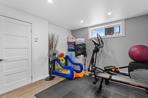 Bedroom - 254 Rue Plessis, Repentigny (Repentigny), QC - Indoor Photo Showing Gym Room