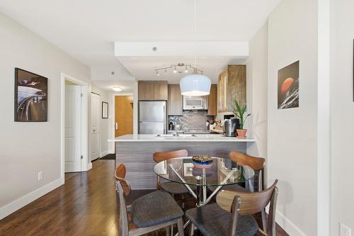Dining room - 608-4900 Boul. De L'Assomption, Montréal (Rosemont/La Petite-Patrie), QC - Indoor Photo Showing Dining Room