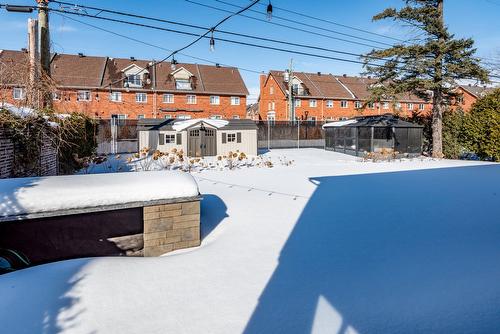 Cour - 125 Av. Brigadoon, Pointe-Claire, QC - Outdoor