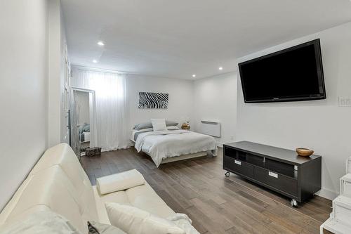 Basement - 2020 Ch. Du Lac-Ste-Rose N., Mandeville, QC - Indoor Photo Showing Bedroom