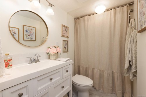 65 Jane Pl, Comox, BC 