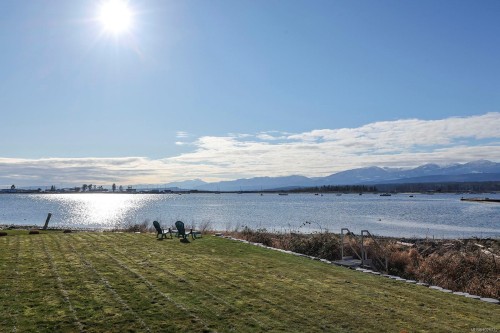 65 Jane Pl, Comox, BC 