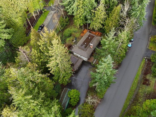 1166 Cloake Hill Rd, North Saanich, BC 