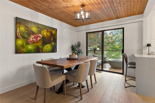 1166 Cloake Hill Rd, North Saanich, BC 