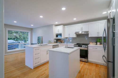 6441 Lasalle Rd, Nanaimo, BC 