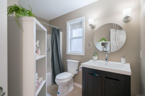 6441 Lasalle Rd, Nanaimo, BC 