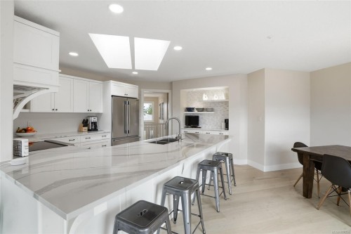 3397 Edgewood Dr, Nanaimo, BC 