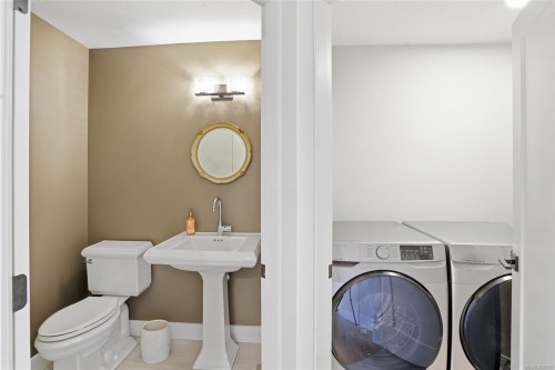 3397 Edgewood Dr, Nanaimo, BC 