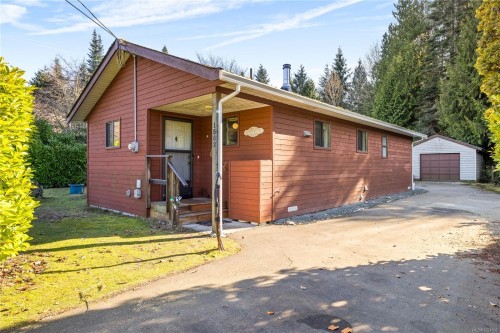 1502 Memory Lane, Qualicum Beach, BC 