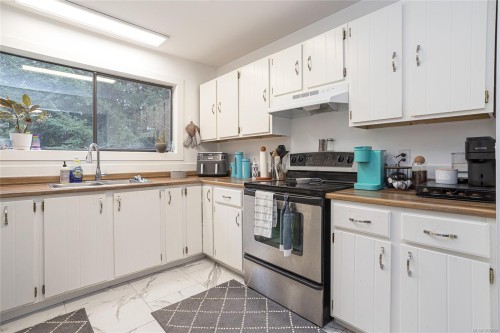 3723 Bayne Rd, Cobble Hill, BC 