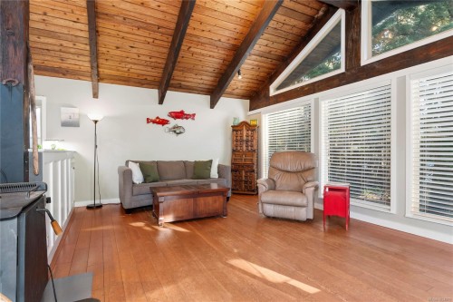 2404 Glenmore Rd, Campbell River, BC 