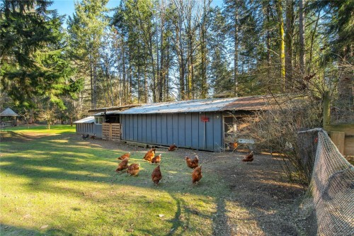 2404 Glenmore Rd, Campbell River, BC 