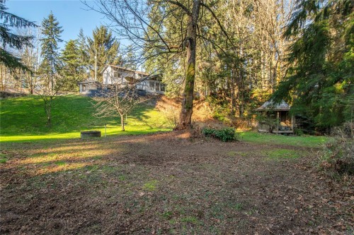 2404 Glenmore Rd, Campbell River, BC 
