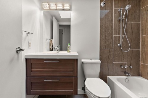 10411 Finch Pl, Sidney, BC 