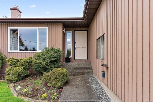10411 Finch Pl, Sidney, BC 