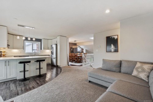 1354 Malahat Dr, Courtenay, BC 