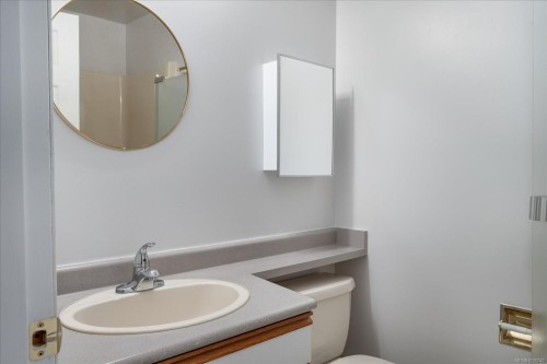 758 De Frane Crt, Ladysmith, BC 