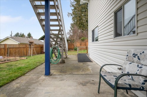 758 De Frane Crt, Ladysmith, BC 