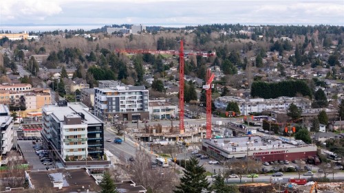 116-3962 Cedar Hill Rd, Saanich, BC - Outdoor With View