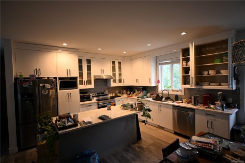 1656 Roberta Rd South, Nanaimo, BC 