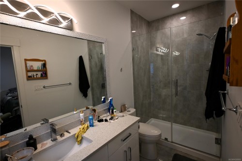 1656 Roberta Rd South, Nanaimo, BC 