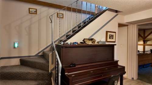 7710 Cedar Pl, Port Hardy, BC - Indoor Photo Showing Other Room