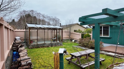 7710 Cedar Pl, Port Hardy, BC - Outdoor