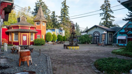 4705-4715 Trans Canada Hwy, Duncan, BC 