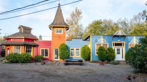 4705-4715 Trans Canada Hwy, Duncan, BC 