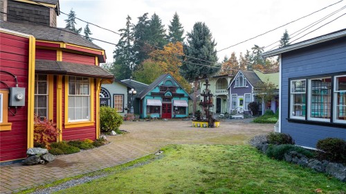 4705-4715 Trans Canada Hwy, Duncan, BC 