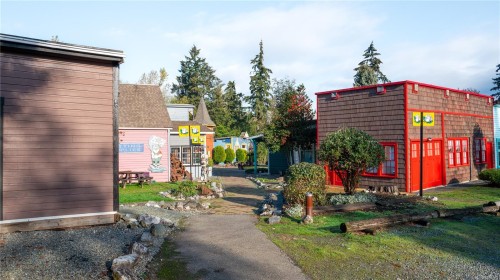 4705-4715 Trans Canada Hwy, Duncan, BC 