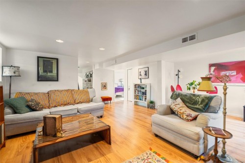 3771 Winston Cres, Saanich, BC 