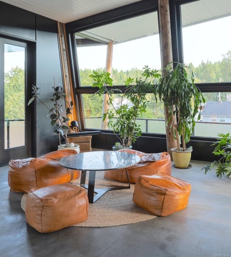 2613 Dunsmuir Ave, Cumberland, BC 