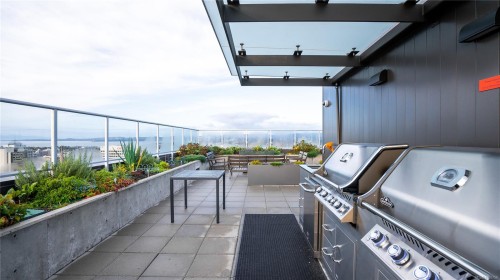 1602-845 Johnson St, Victoria, BC - Outdoor With Exterior