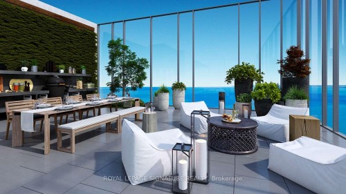 304-370 Martha Street, Burlington, ON - Outdoor