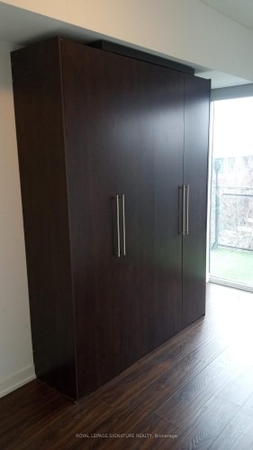 415-205 Manning Avenue, Toronto, ON - Indoor Photo Showing Other Room