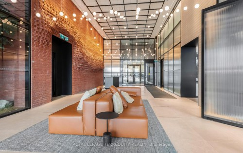 806-3200 William Coltson Avenue, Oakville, ON - Indoor Photo Showing Other Room