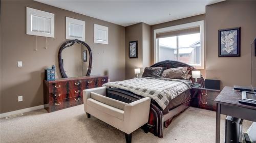 4406A 25 Street, Vernon, BC - Indoor Photo Showing Bedroom