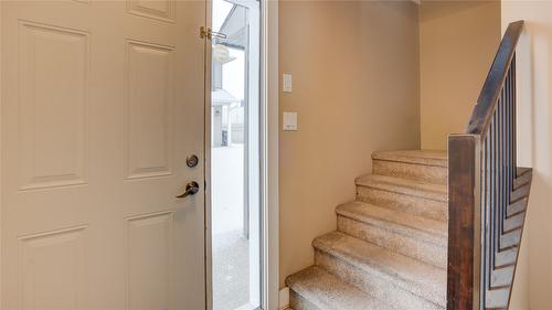 4406A 25 Street, Vernon, BC - Indoor Photo Showing Other Room