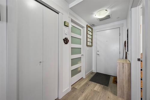 1306-1000 Talasa Way, Kamloops, BC - Indoor Photo Showing Other Room