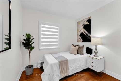 88 Crocus Drive, Toronto, ON - Indoor Photo Showing Bedroom