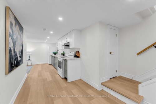 88 Crocus Drive, Toronto, ON - Indoor Photo Showing Kitchen