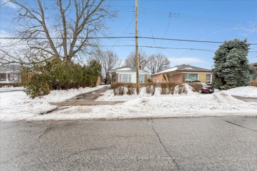 88 Crocus Drive, Toronto, ON - Outdoor