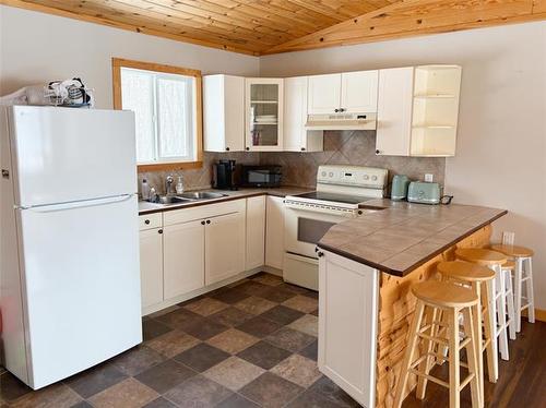 41 Awanipark Dr, Pinawa, MB 