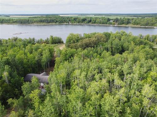 41 Awanipark Dr, Pinawa, MB 