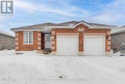 UPPER - 361 GEORGIAN DRIVE  Barrie, ON L4M 7A2