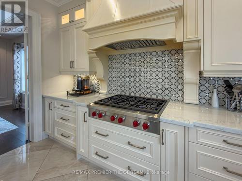 4 John Carroll Drive, Brampton, ON - Indoor Photo Showing Kitchen