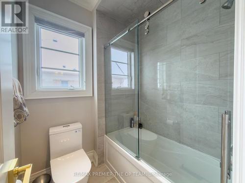 4 John Carroll Drive, Brampton, ON - Indoor Photo Showing Bathroom