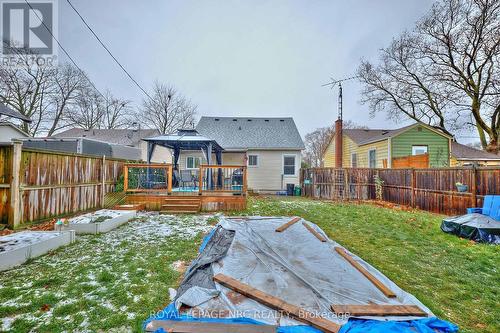 40 Shakespeare Avenue, St. Catharines (Haig), ON - Outdoor With Deck Patio Veranda With Backyard